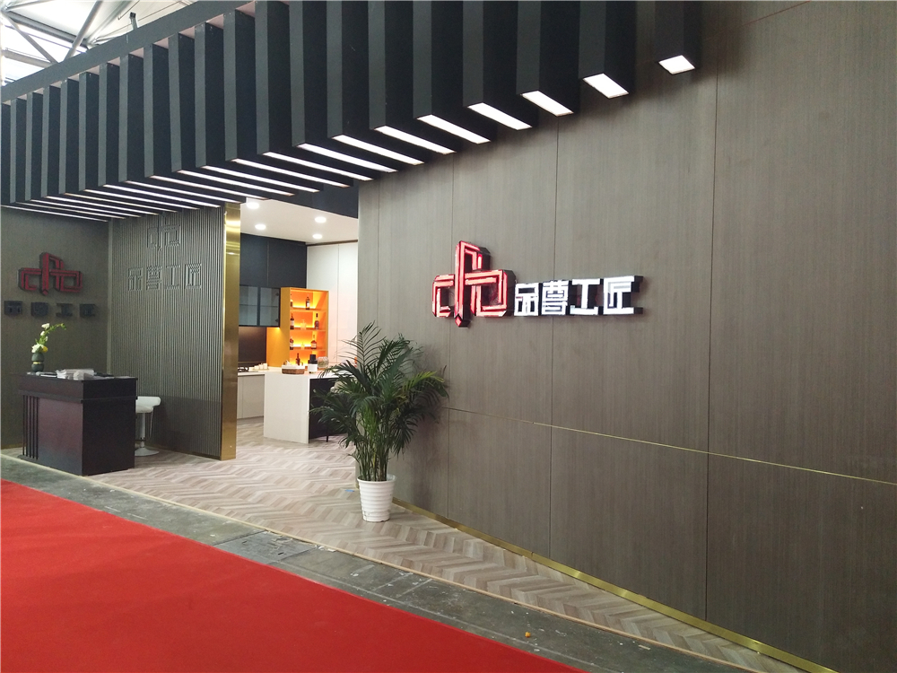 品尊工匠張董：原木現代輕奢，將環(huán)保進(jìn)行到底(圖2)